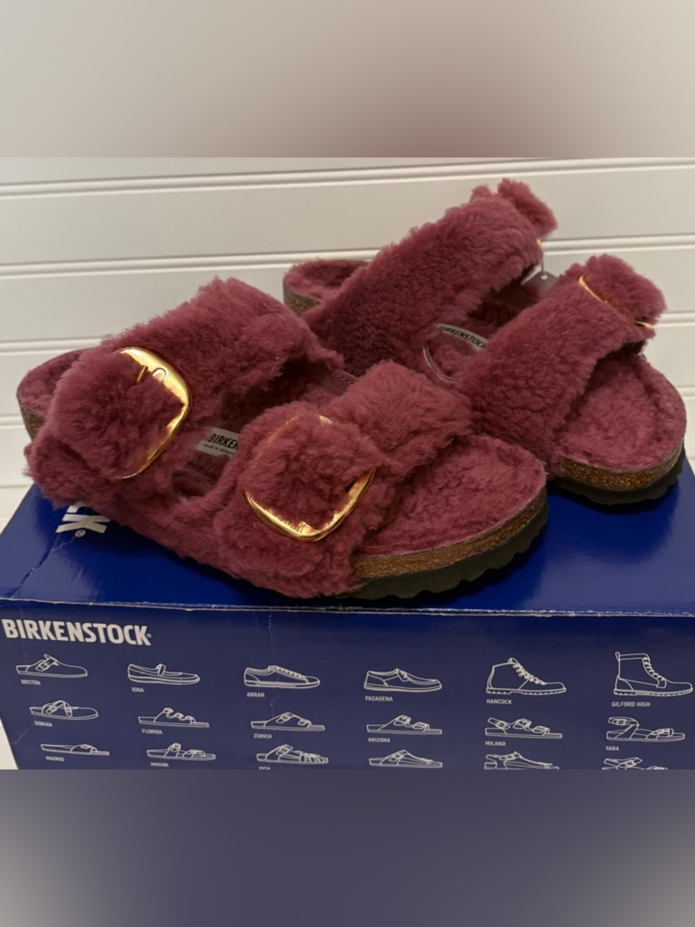 BIRKENSTOCK Arizona Teddy Gold Buckle Shearling Shoes Berry Crush Size 39 8 8.5